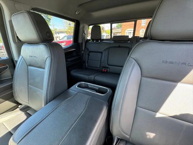 2023 GMC Sierra 1500 4WD Crew Cab Short Box Denali