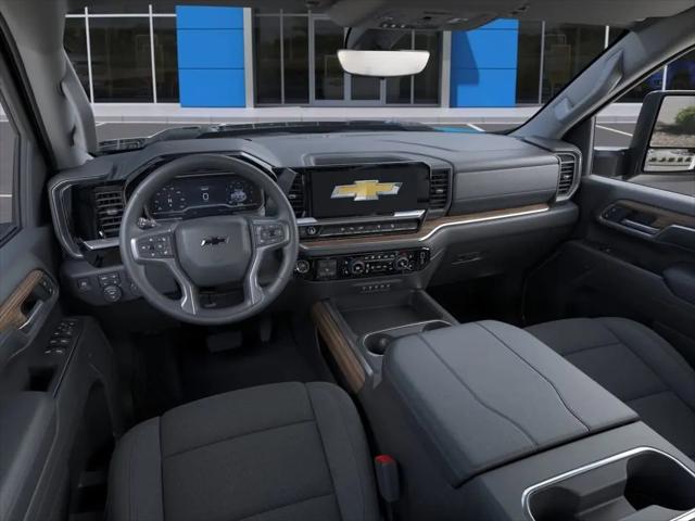 2026 Chevrolet Silverado 2500HD Crew Cab, Standard Bed, LT, 4WD