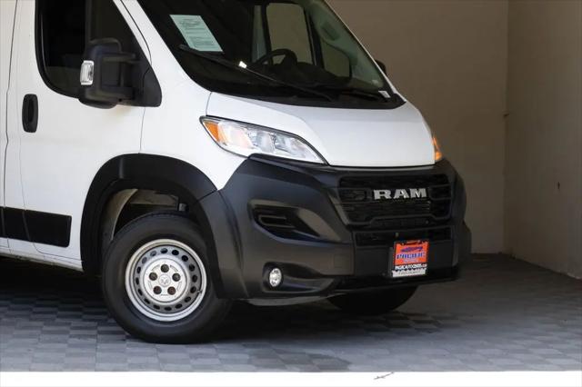 2025 Ram ProMaster 2500 Cargo Van Tradesman High Roof 159" WB w/Pass Seat