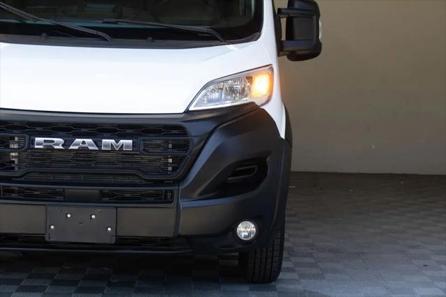 2025 Ram ProMaster 2500 Cargo Van Tradesman High Roof 159" WB w/Pass Seat