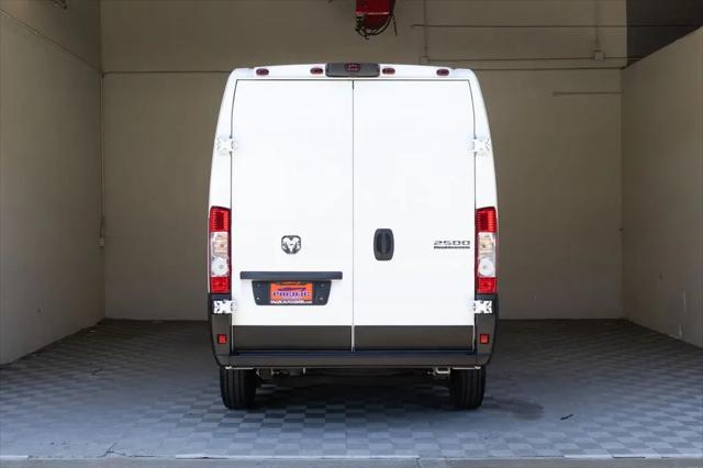 2025 Ram ProMaster 2500 Cargo Van Tradesman High Roof 159" WB w/Pass Seat