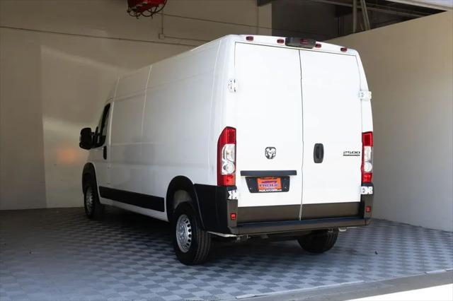 2025 Ram ProMaster 2500 Cargo Van Tradesman High Roof 159" WB w/Pass Seat