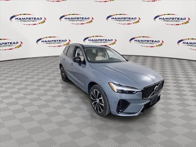 2023 Volvo XC60 B5 Plus Dark Theme