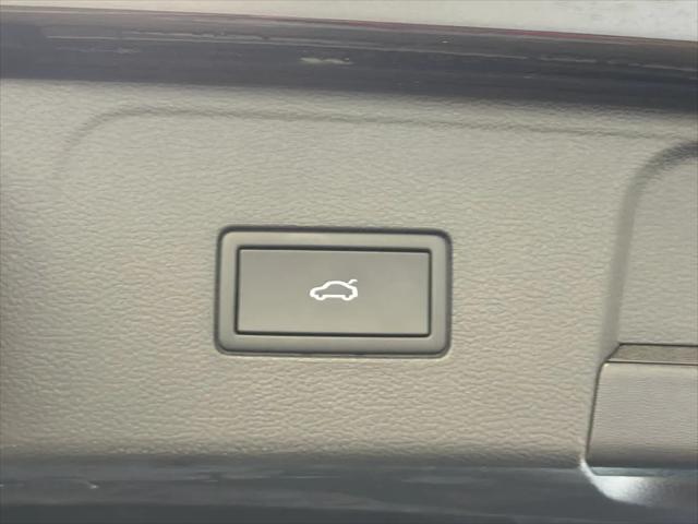 2024 Volkswagen Atlas 2.0T Peak Edition SEL