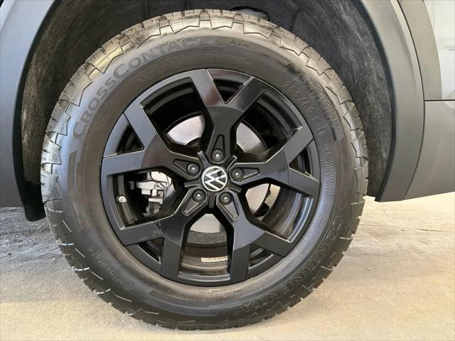 2024 Volkswagen Atlas 2.0T Peak Edition SEL