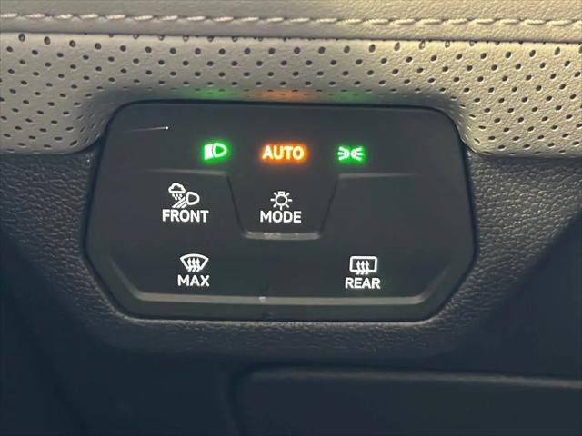 2024 Volkswagen Atlas 2.0T Peak Edition SEL