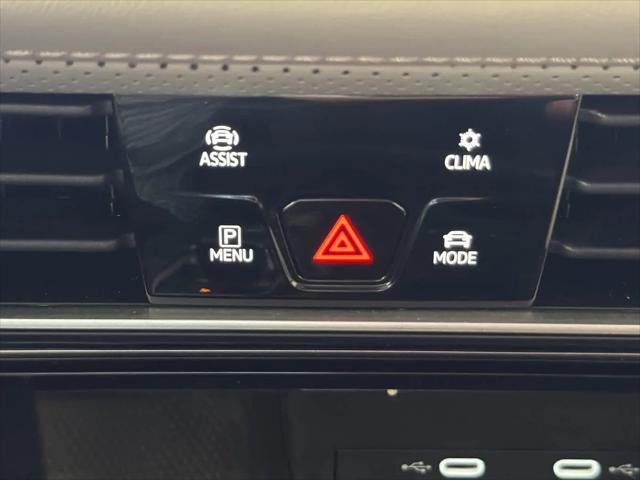 2024 Volkswagen Atlas 2.0T Peak Edition SEL