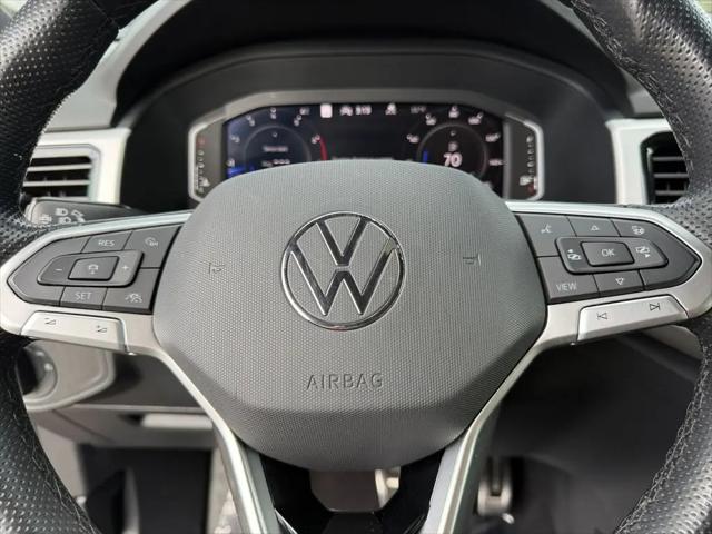 2022 Volkswagen Atlas Cross Sport 3.6L V6 SEL R-Line
