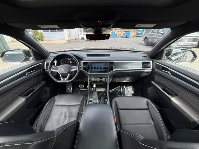 2022 Volkswagen Atlas Cross Sport 3.6L V6 SEL R-Line