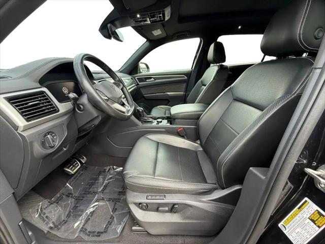 2022 Volkswagen Atlas Cross Sport 3.6L V6 SEL R-Line