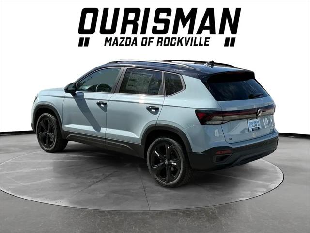 2026 Volkswagen Taos SE Black