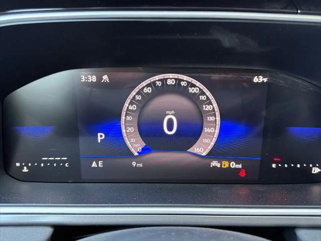 2026 Volkswagen Taos SE Black