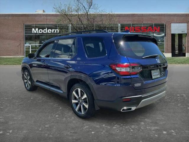 2023 Honda Pilot 2WD Touring