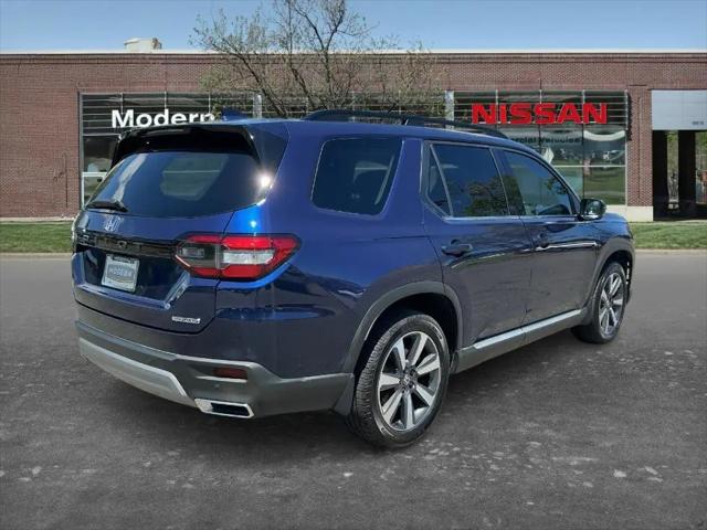 2023 Honda Pilot 2WD Touring