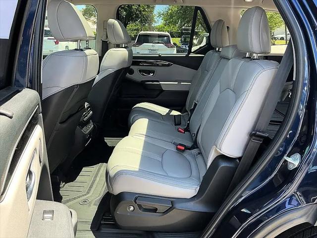 2023 Honda Pilot 2WD Touring