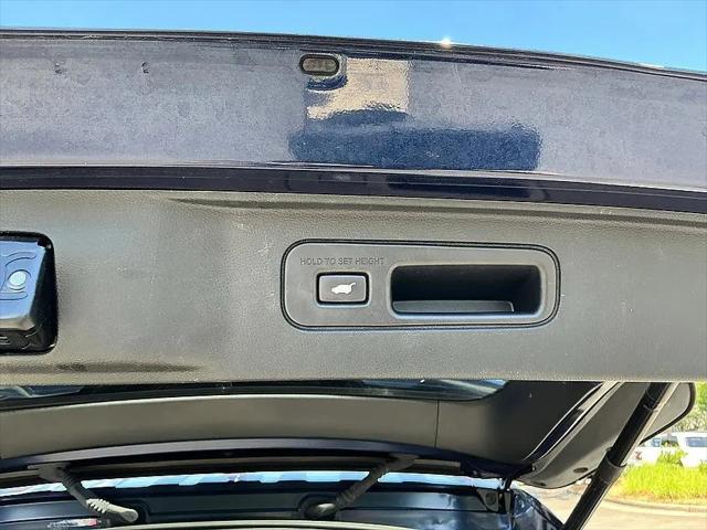 2023 Honda Pilot 2WD Touring