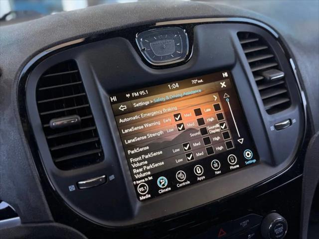 2022 Chrysler 300 S