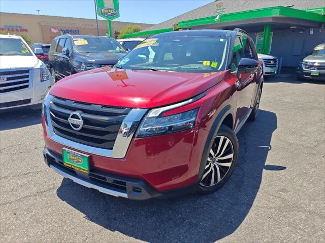 2023 Nissan Pathfinder Platinum 4WD