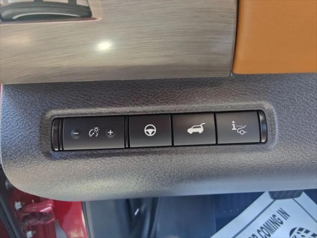 2023 Nissan Pathfinder Platinum 4WD
