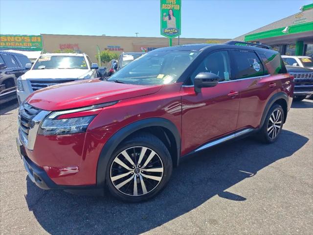 2023 Nissan Pathfinder Platinum 4WD