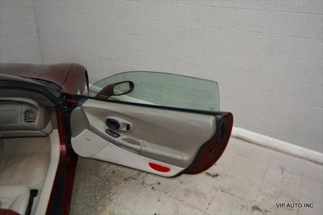 2003 Chevrolet Corvette Base