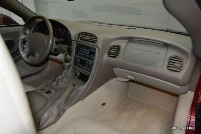 2003 Chevrolet Corvette Base
