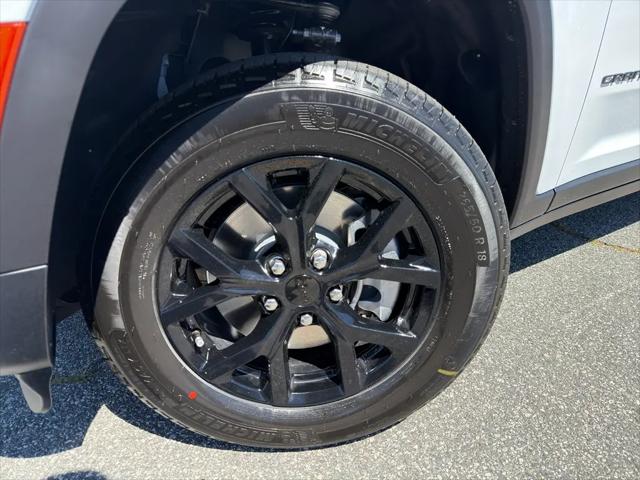 2026 Jeep Grand Cherokee L Altitude 4x4
