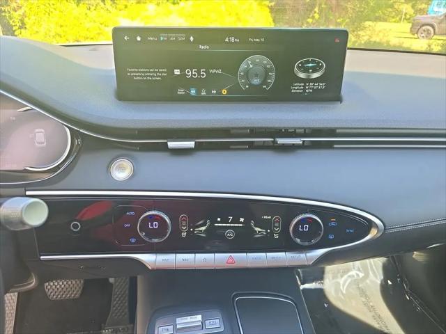 2025 Genesis GV70 2.5T AWD