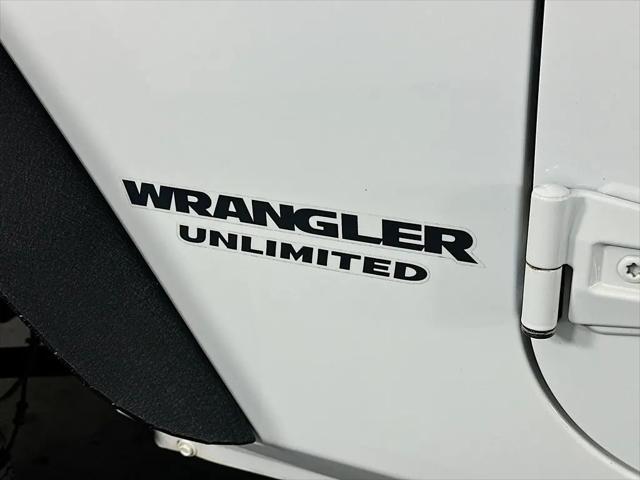 2016 Jeep Wrangler Unlimited Willys Wheeler