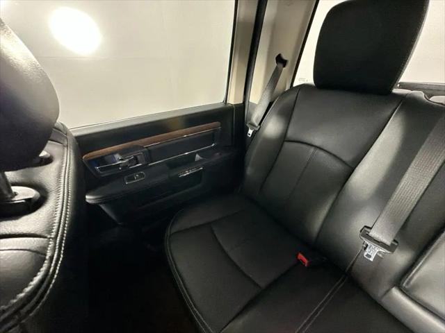 2019 Ram 1500 Classic Laramie Crew Cab 4x2 5'7" Box