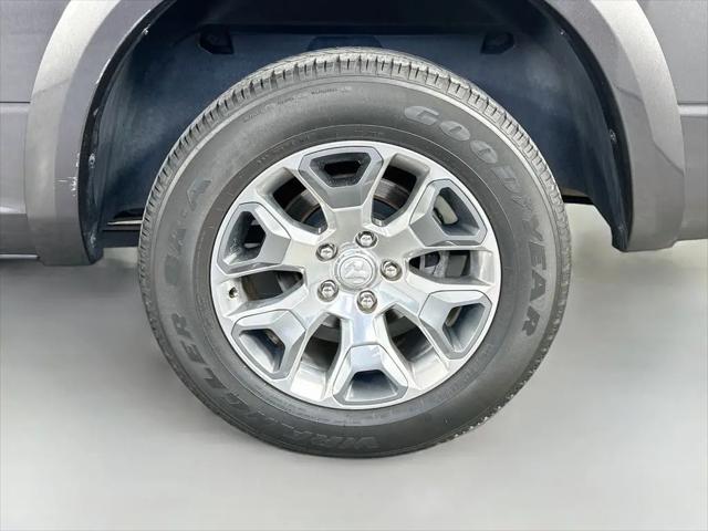 2019 Ram 1500 Classic Laramie Crew Cab 4x2 5'7" Box