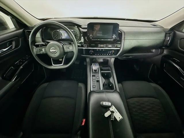 2022 Nissan Pathfinder S 2WD