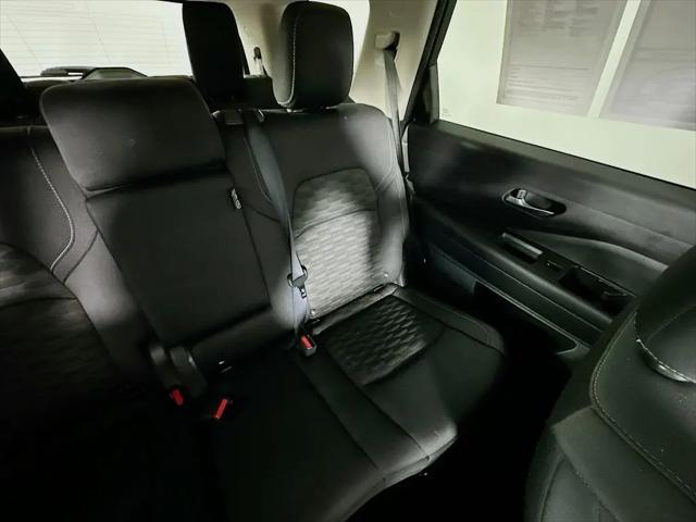 2022 Nissan Pathfinder S 2WD