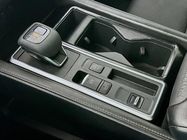 2022 Nissan Pathfinder S 2WD