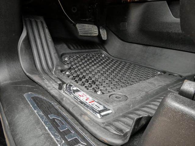 2025 GMC Sierra 1500 Crew Cab, Short Bed, AT4, 4WD