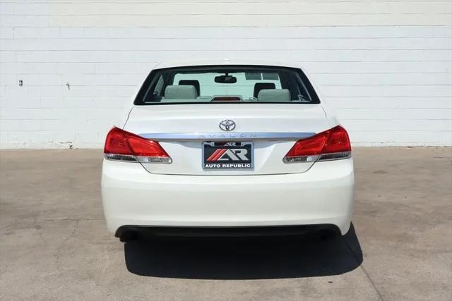 2011 Toyota Avalon Base