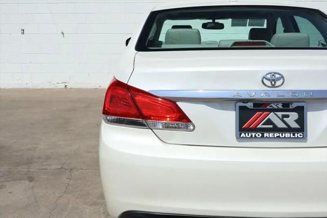 2011 Toyota Avalon Base