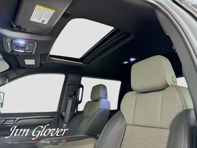 2025 Chevrolet Silverado 2500HD 4WD Crew Cab Standard Bed ZR2