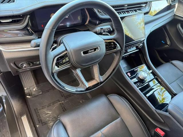 2023 Jeep Grand Cherokee L Overland 4x4