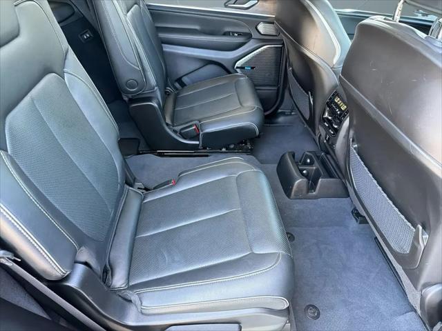 2023 Jeep Grand Cherokee L Overland 4x4