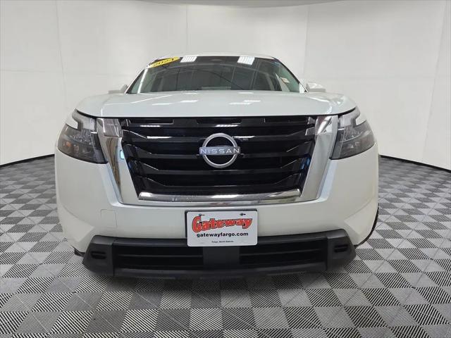 2024 Nissan Pathfinder SV 4WD