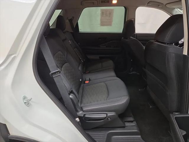 2024 Nissan Pathfinder SV 4WD