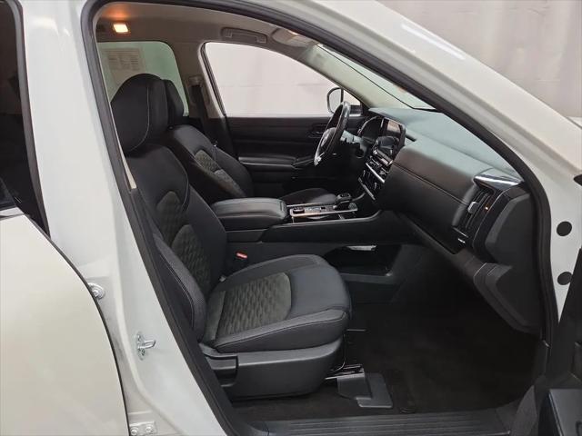 2024 Nissan Pathfinder SV 4WD