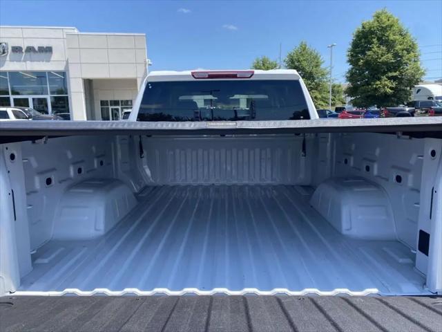 2024 GMC Sierra 1500 4WD Crew Cab Standard Box Pro