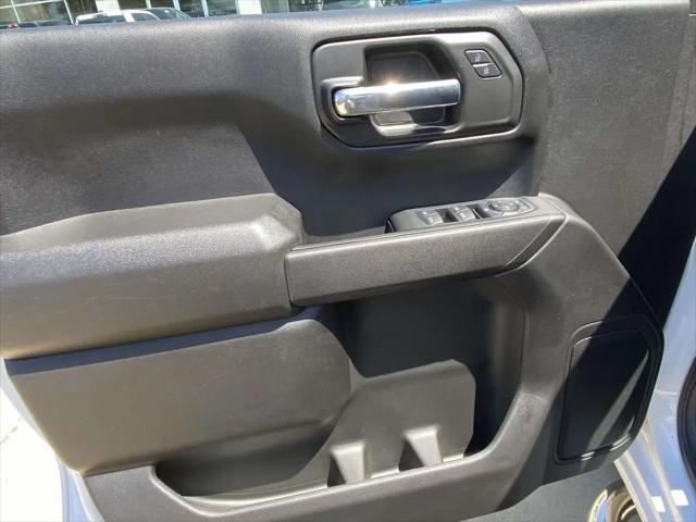 2024 GMC Sierra 1500 4WD Crew Cab Standard Box Pro