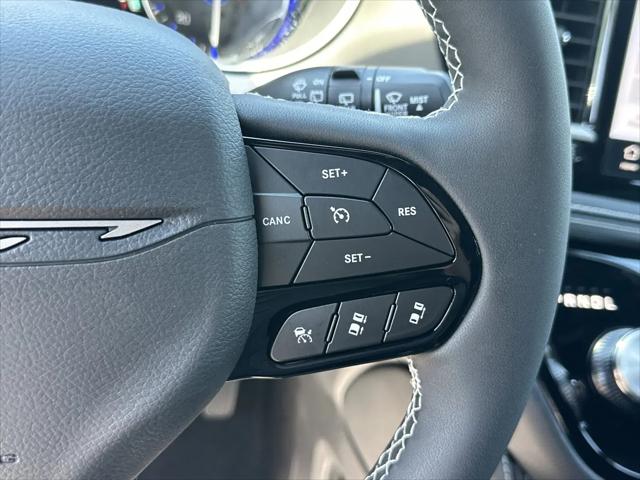 2027 Chrysler Pacifica Limited