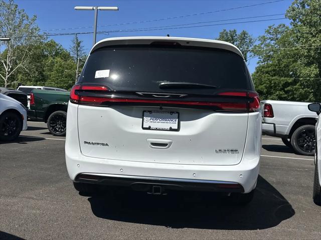 2027 Chrysler Pacifica Limited