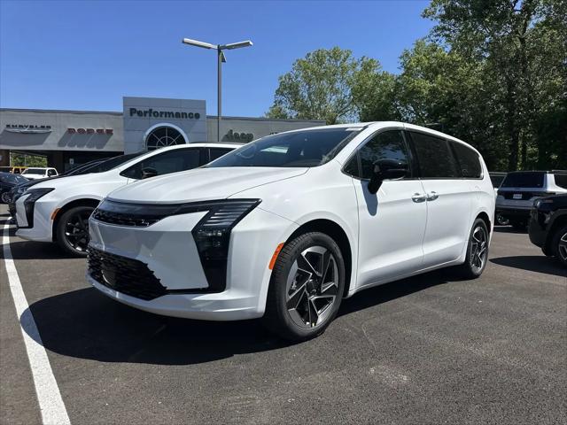 2027 Chrysler Pacifica Limited