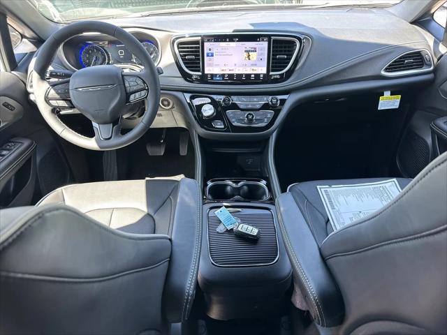 2027 Chrysler Pacifica Limited