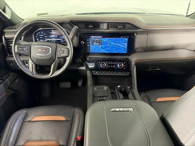 2025 GMC Sierra 2500HD 4WD Crew Cab Standard Bed AT4